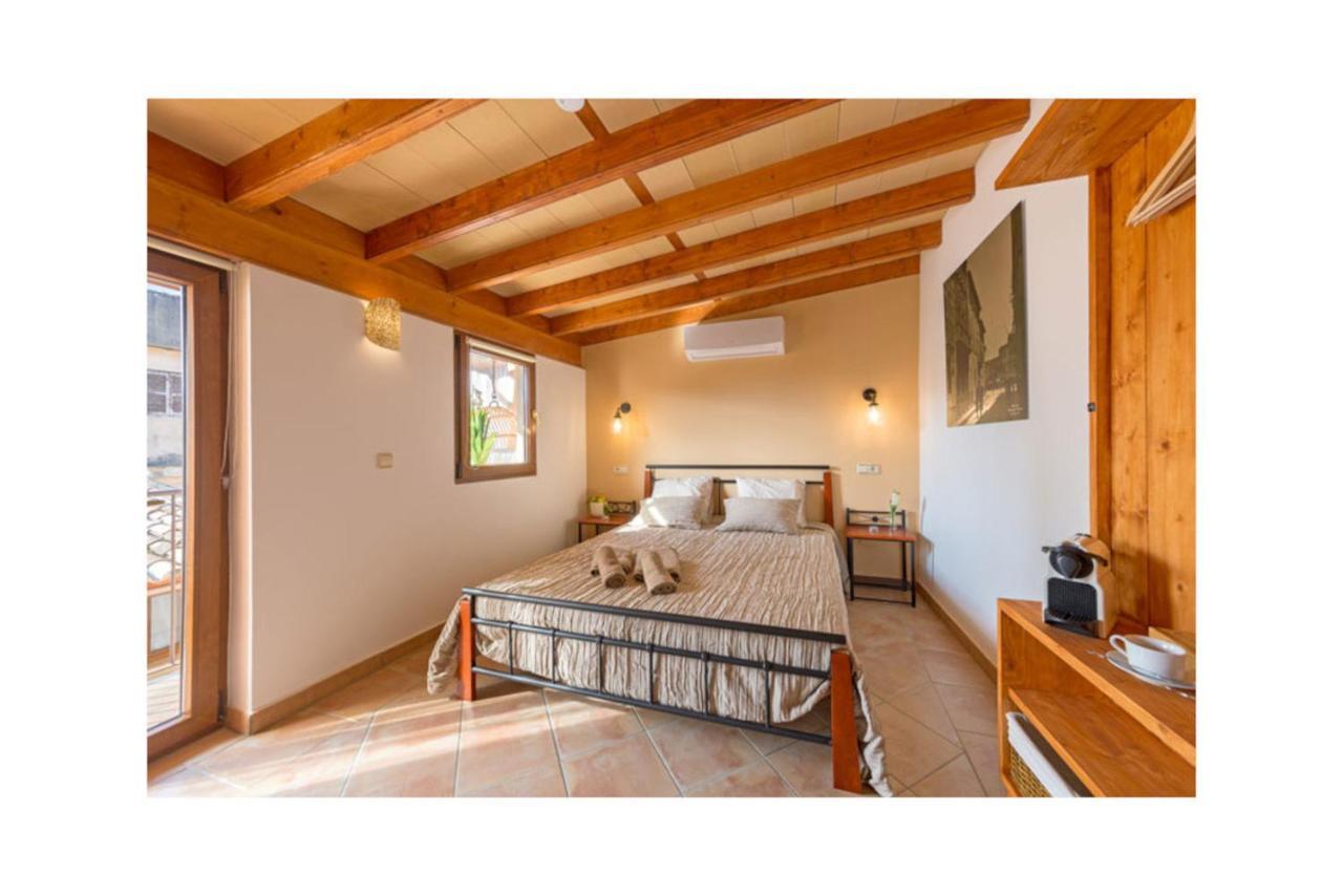 Boutique Hostal "Born53" Im Stadtkern Von Llucmajor, Mallorca Aparthotel Лукмахор Екстериор снимка