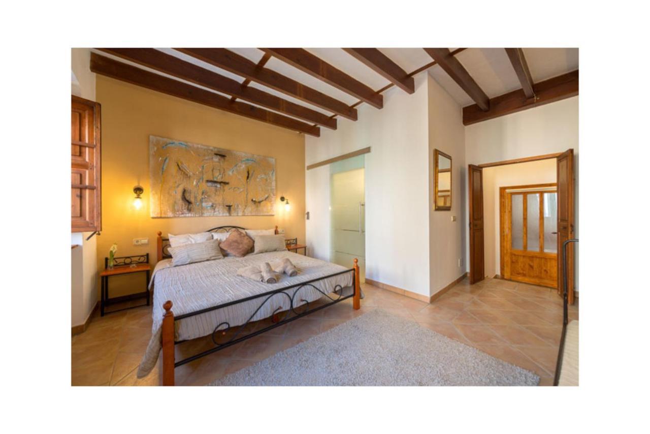 Boutique Hostal "Born53" Im Stadtkern Von Llucmajor, Mallorca Aparthotel Лукмахор Екстериор снимка